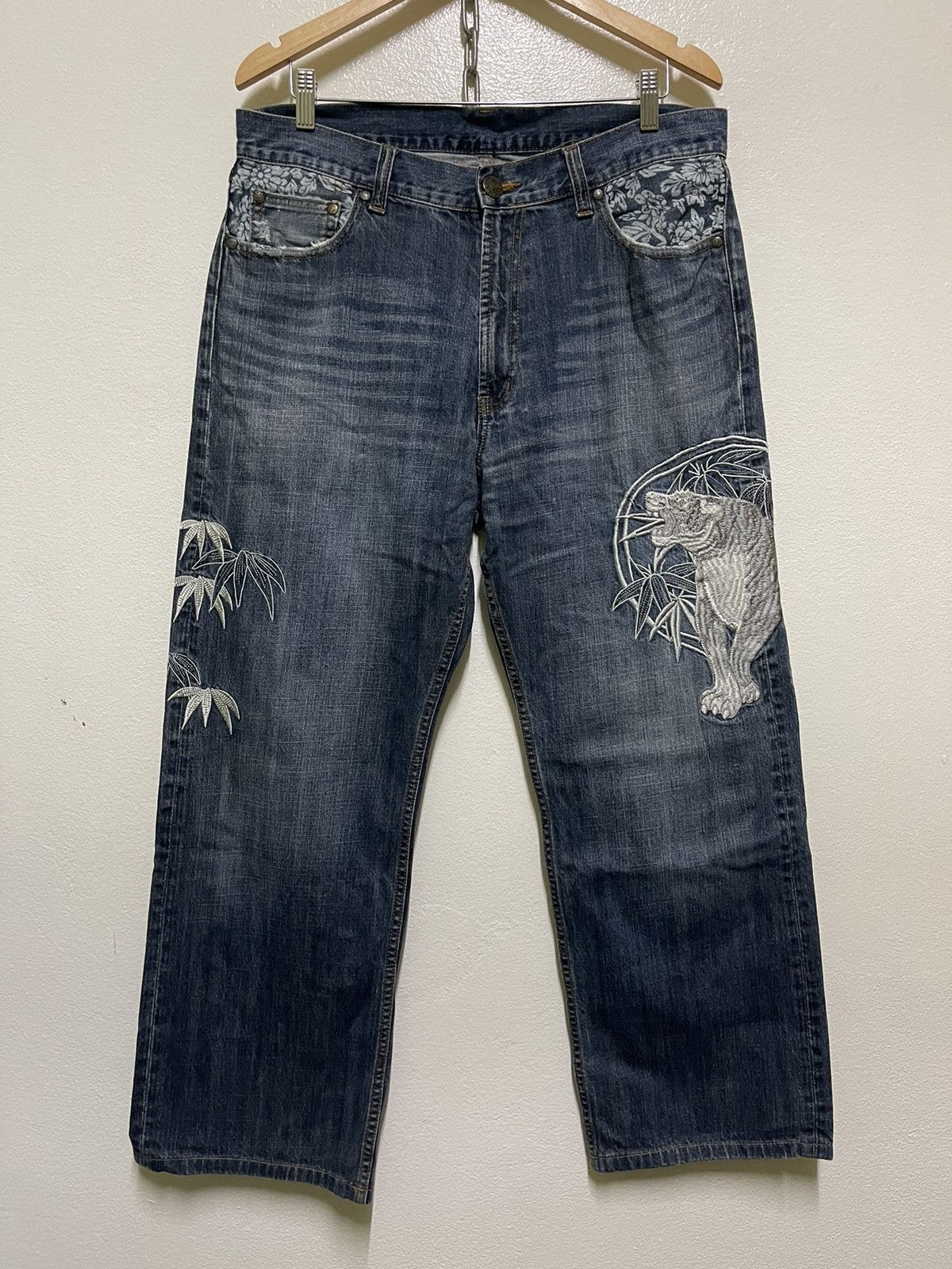 Japanese Brand Tiger Motive Embroidery Jeans Size US 35 - 1 Thumbnail
