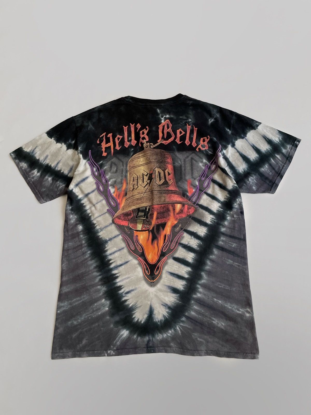 AC/DC × Band Tees × Liquid Blue Vintage Liquid Blue AC/DC Tie Dye merch tee 2000s Size US L / EU 52-54 / 3 - 2 Thumbnail