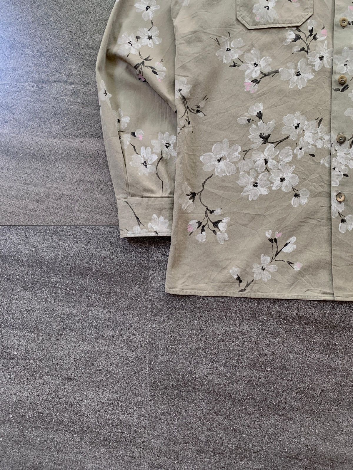 Gucci FREE TAX! SS 2003 Painted Floral Military Shirt by Tom Ford Size US S / EU 44-46 / 1 - 3 Thumbnail