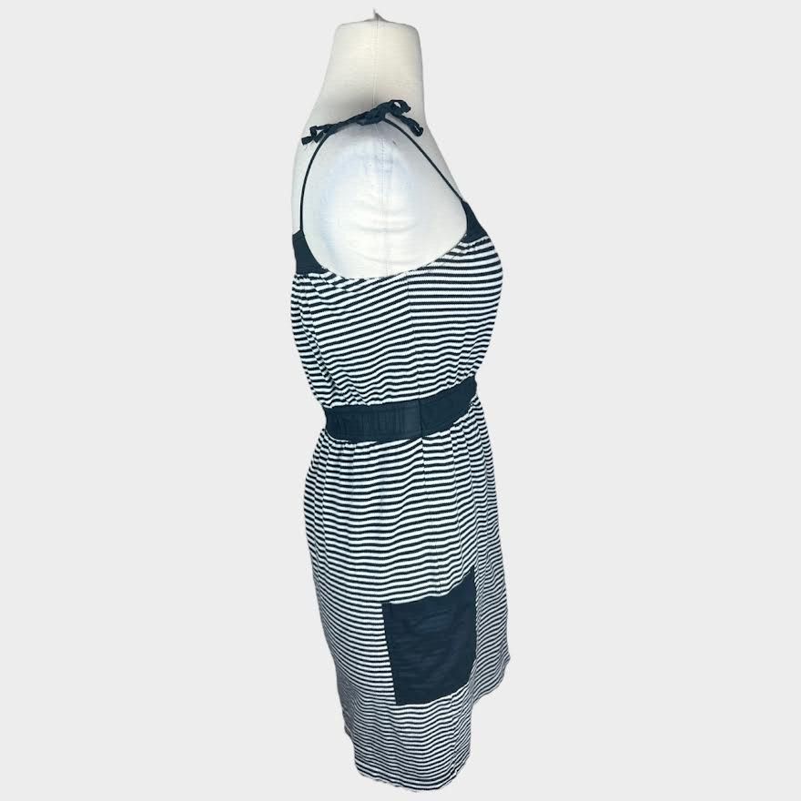 Vans Vans | Vintage Y2K Black & White Pocket Dress | Medium Size M / US 6-8 / IT 42-44 - 2 Thumbnail