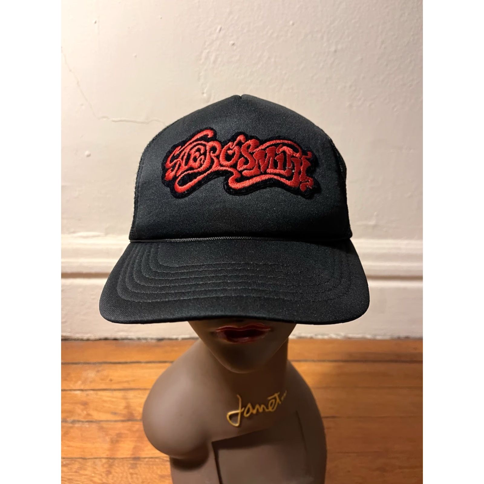 Aerosmith VINTAGE Aerosmith Young An Snapback Hat Cap Black Red Cap Adjustable One Size Men 80s 90s Music Retro Rock Size ONE SIZE - 2 Thumbnail