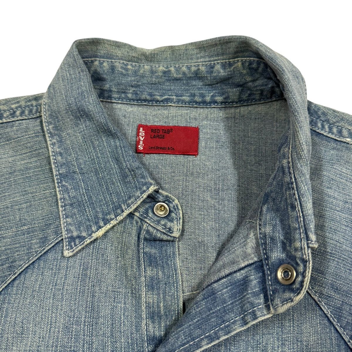 Levi's Vtg🔥Levi’s Red Tab Western Denim Pearl Snap Button Ups Size US L / EU 52-54 / 3 - 7 Thumbnail