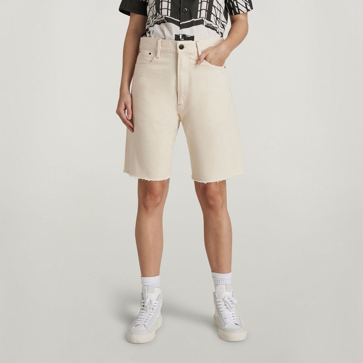 G-Star G-Star Raw Type 89 Off-White Bermuda Shorts Size 27" / US 4 / IT 40 - 1 Thumbnail
