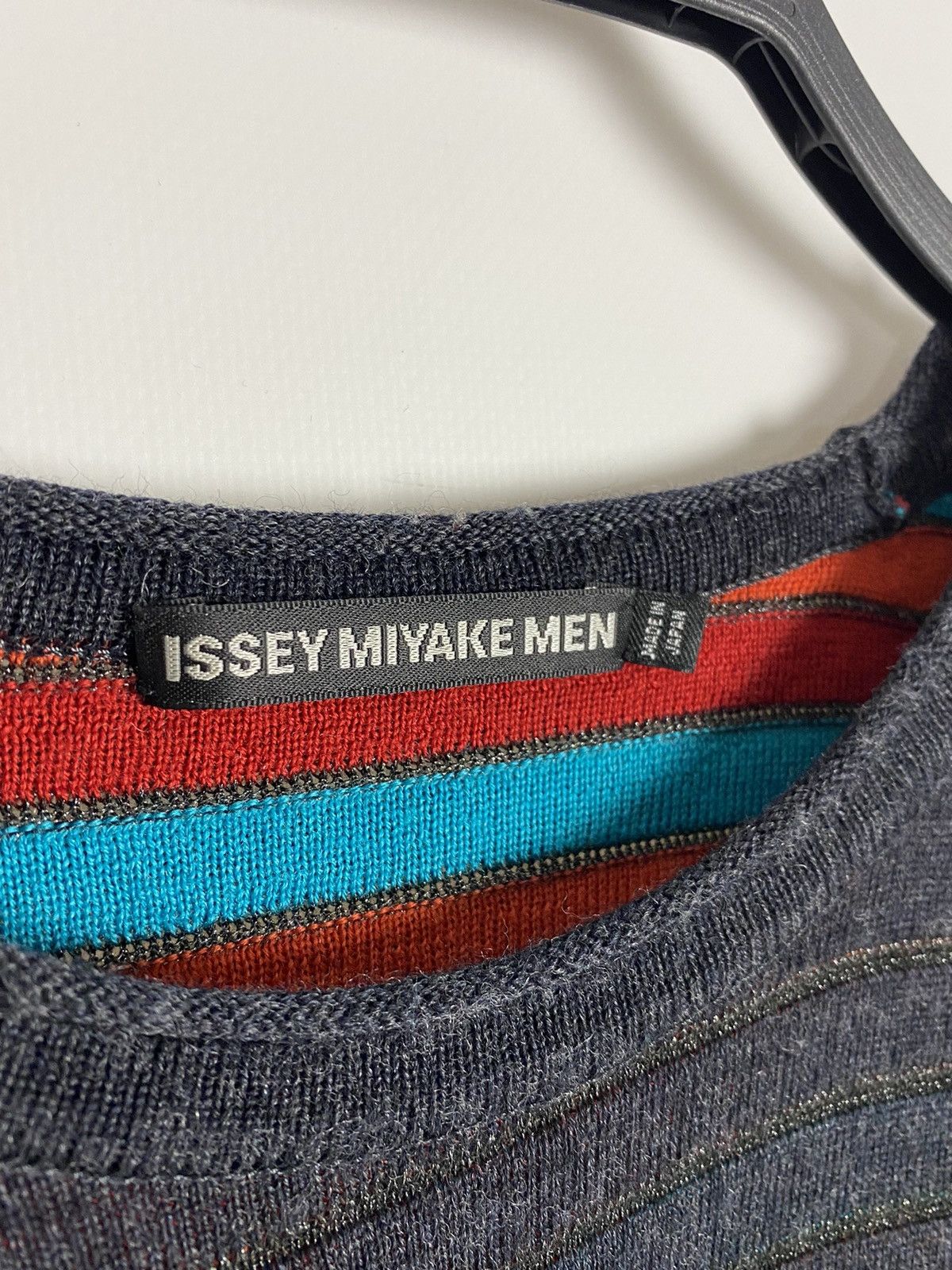 Issey Miyake Issey Miyake Men Wool Reversible Colorblock Sweater Size US S / EU 44-46 / 1 - 11 Thumbnail