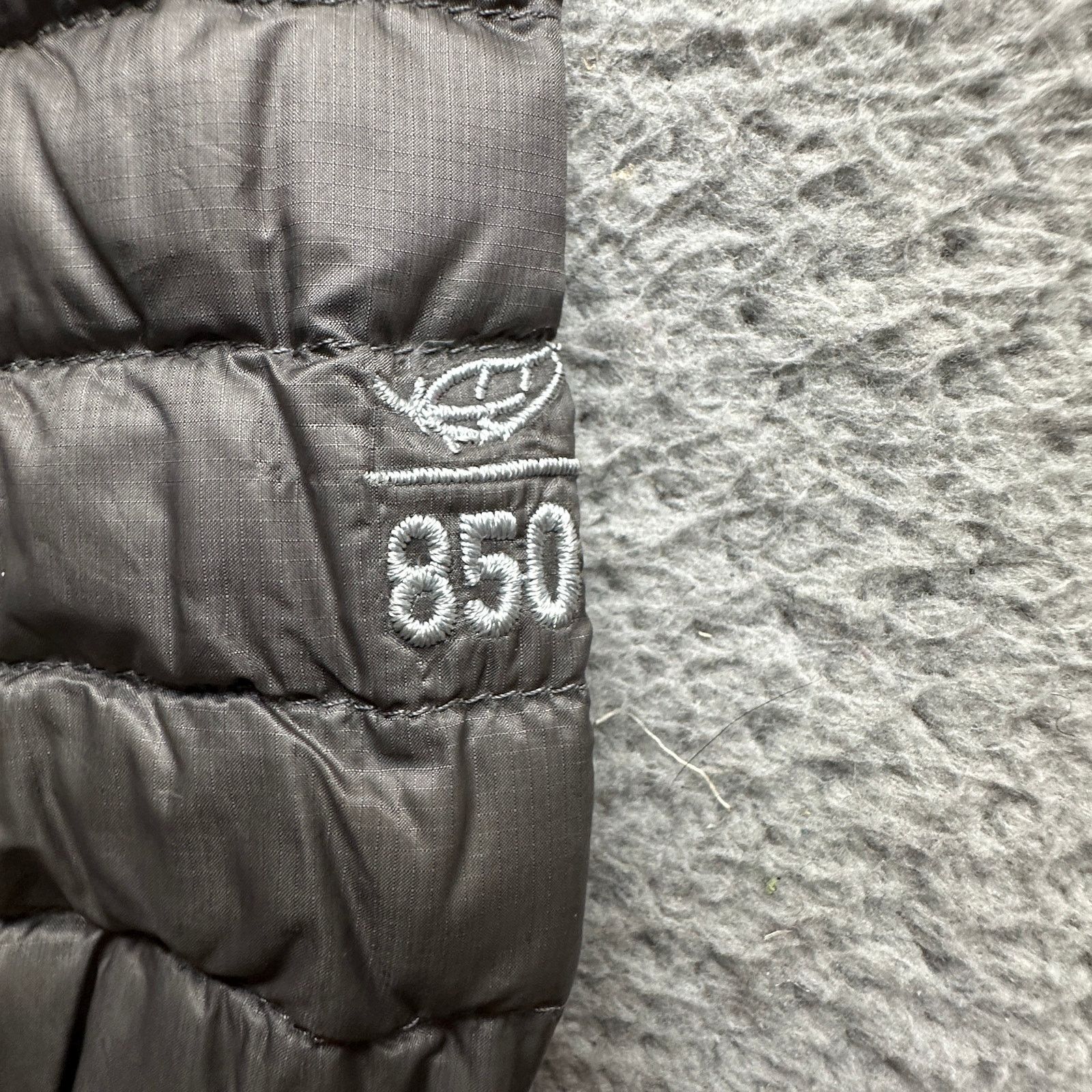 L.L. Bean LL Bean Ultralight Down 850 Fill Downtek Jacket Womens Small Size S / US 4 / IT 40 - 12 Thumbnail