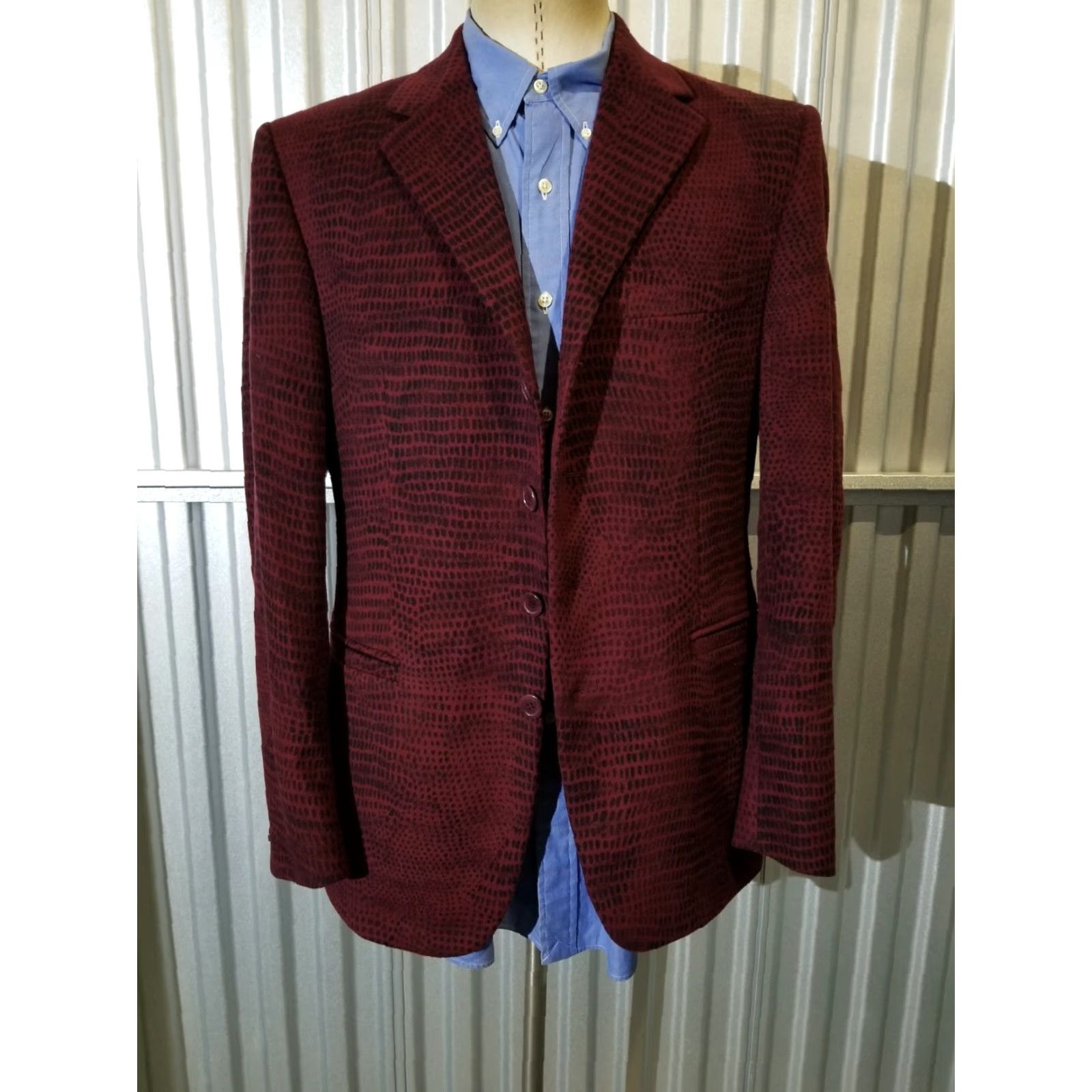Versace VINTAGE Versace Sport Coat Blazer 40R Men Wool Tweed Red Black Python Print Notch Lapel 4-Button Four-Button Double-Vented Regular Size 40R - 4 Thumbnail