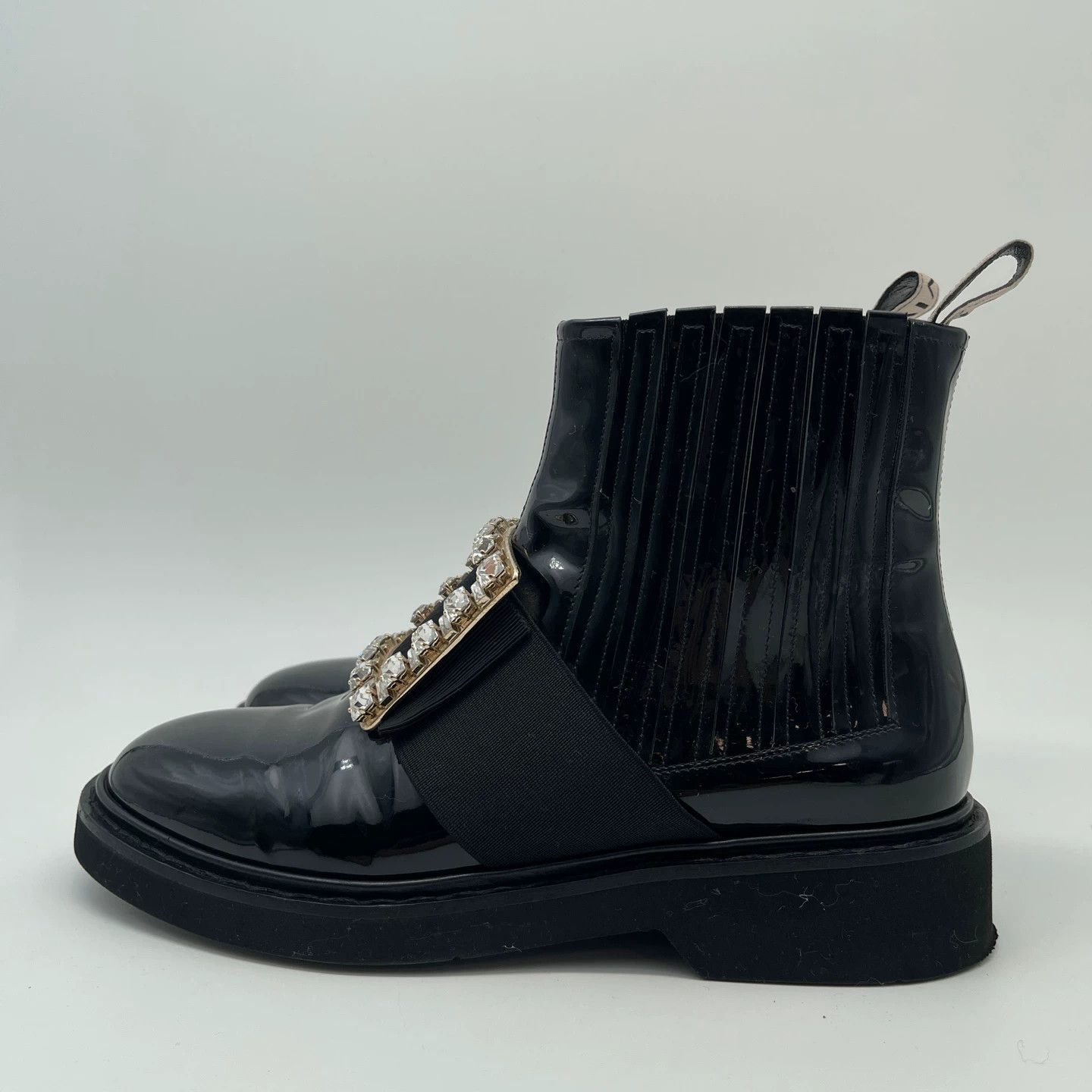 Roger Vivier Roger Vivier rv crystal buckle boots 37 Size US 6.5 / IT 36.5 - 2 Thumbnail