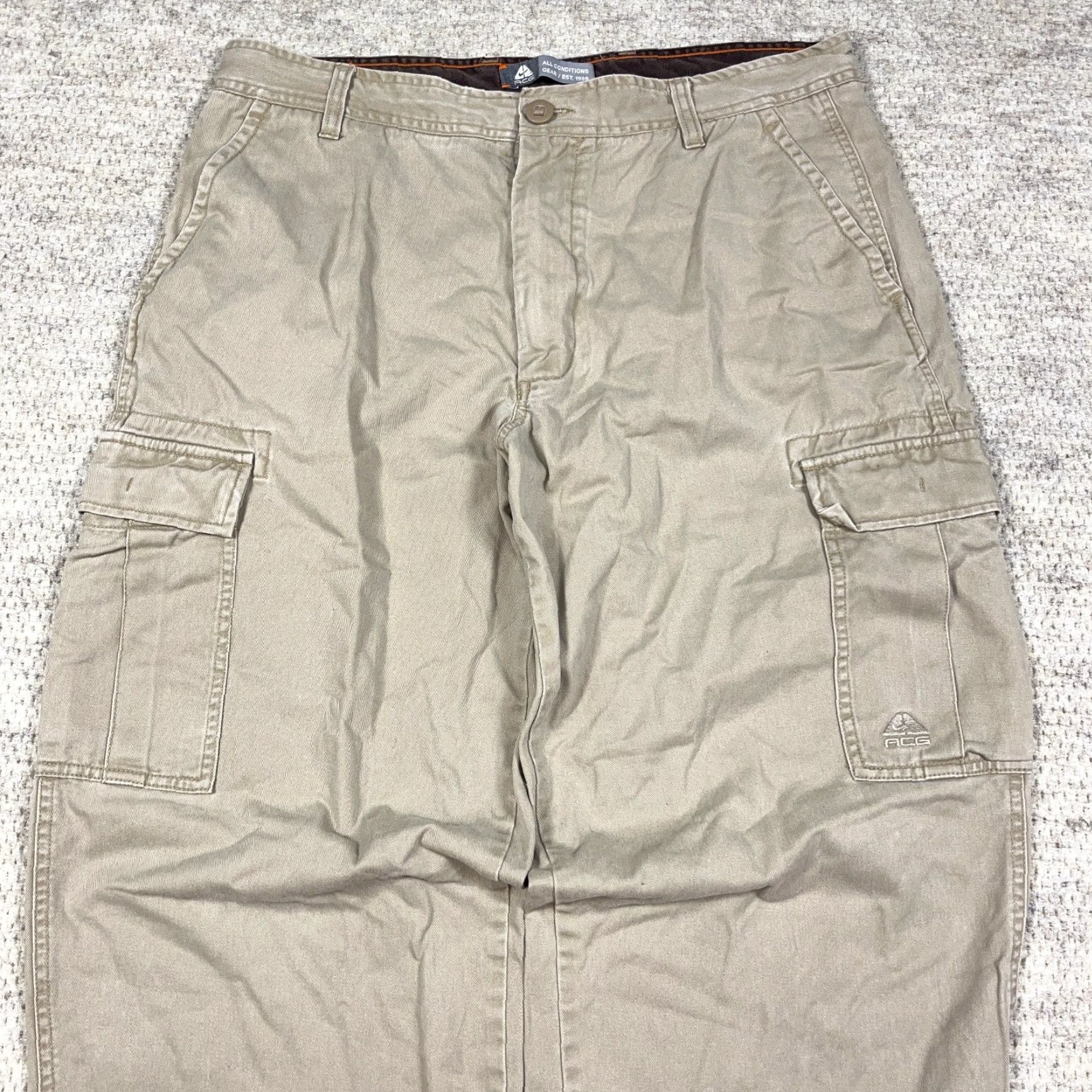 Nike ACG Vintage Nike ACG Cargo Pants Men 36x30 Beige Tan Baggy Loose Fit Cargo Style 36 Regular Men Size US 36 / EU 52 - 4 Thumbnail