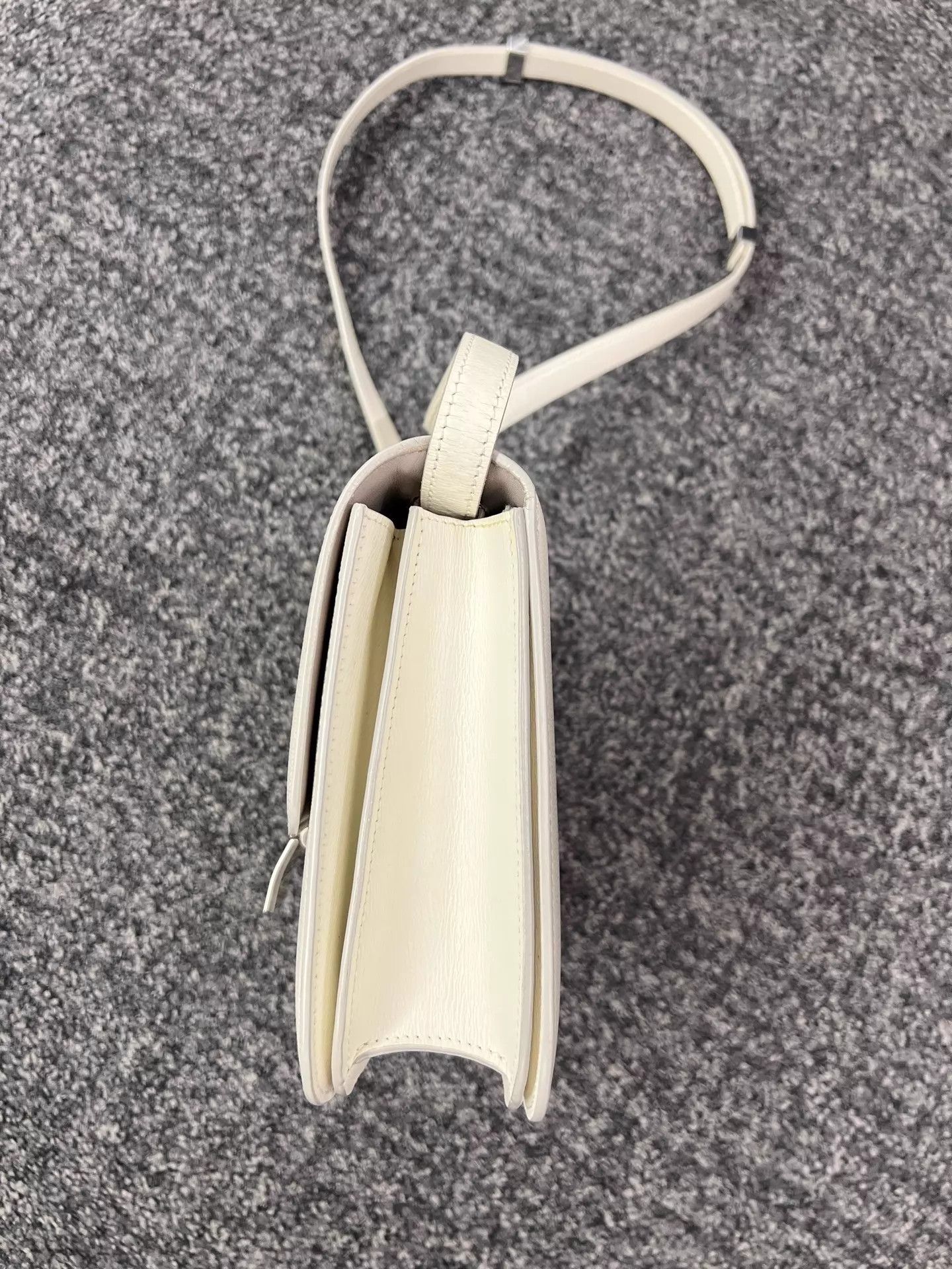 Celine Celine Trapeze Crossbody White 98 New Size ONE SIZE - 3 Thumbnail