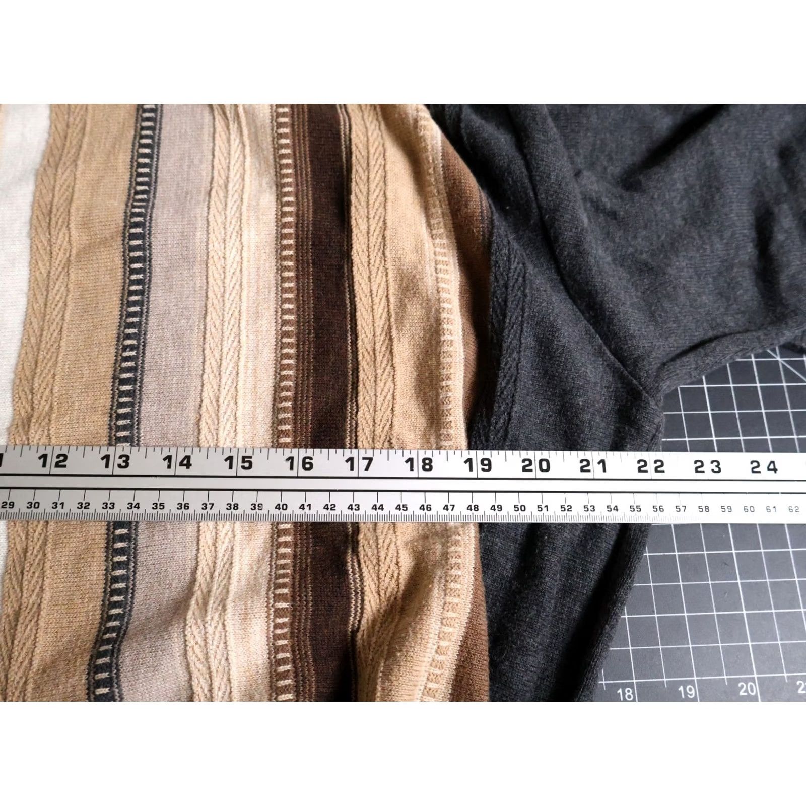 Vintage VINTAGE Tosani Sweater Men's 2XL Dark Gray Canada Striped Lightweight Knit Crew Neck Pullover Casual 90s Retro Geometric Pattern Mens Size US XXL / EU 58 / 5 - 5 Thumbnail