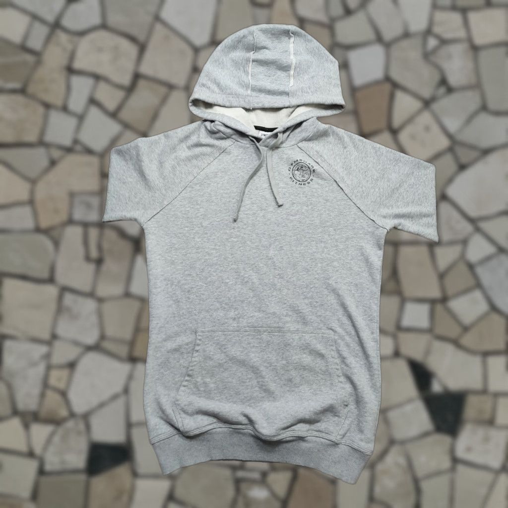 Gymshark Gymshark Hoodie Men's Small Gray Heather Pullover Chest Logo Athletic Knit All Seasons Sports Size US S / EU 44-46 / 1 - 1 Thumbnail