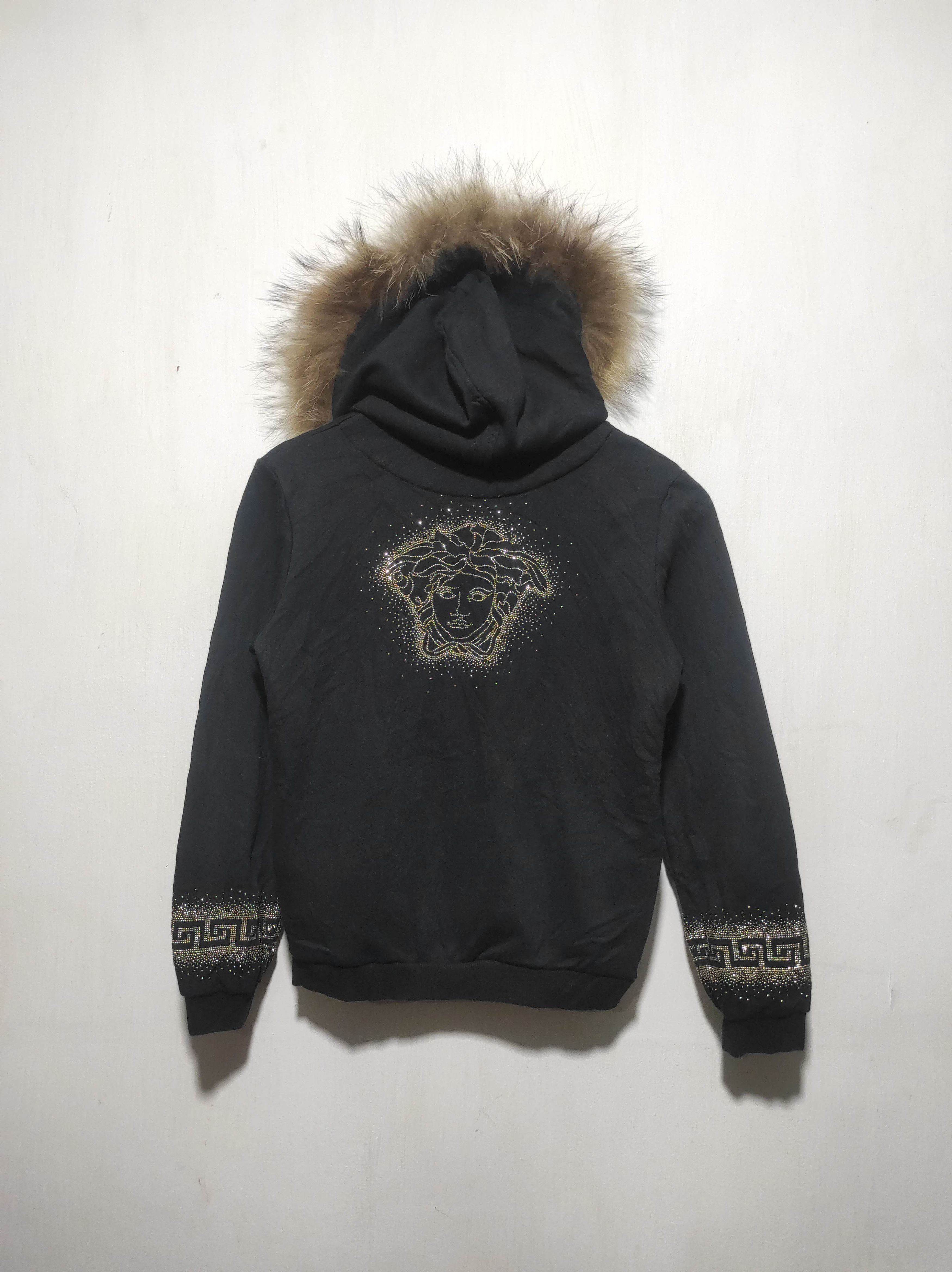 Versace Young Versace Fur Hoodie i6w9 style Size US XS / EU 42 / 0 - 17 Thumbnail