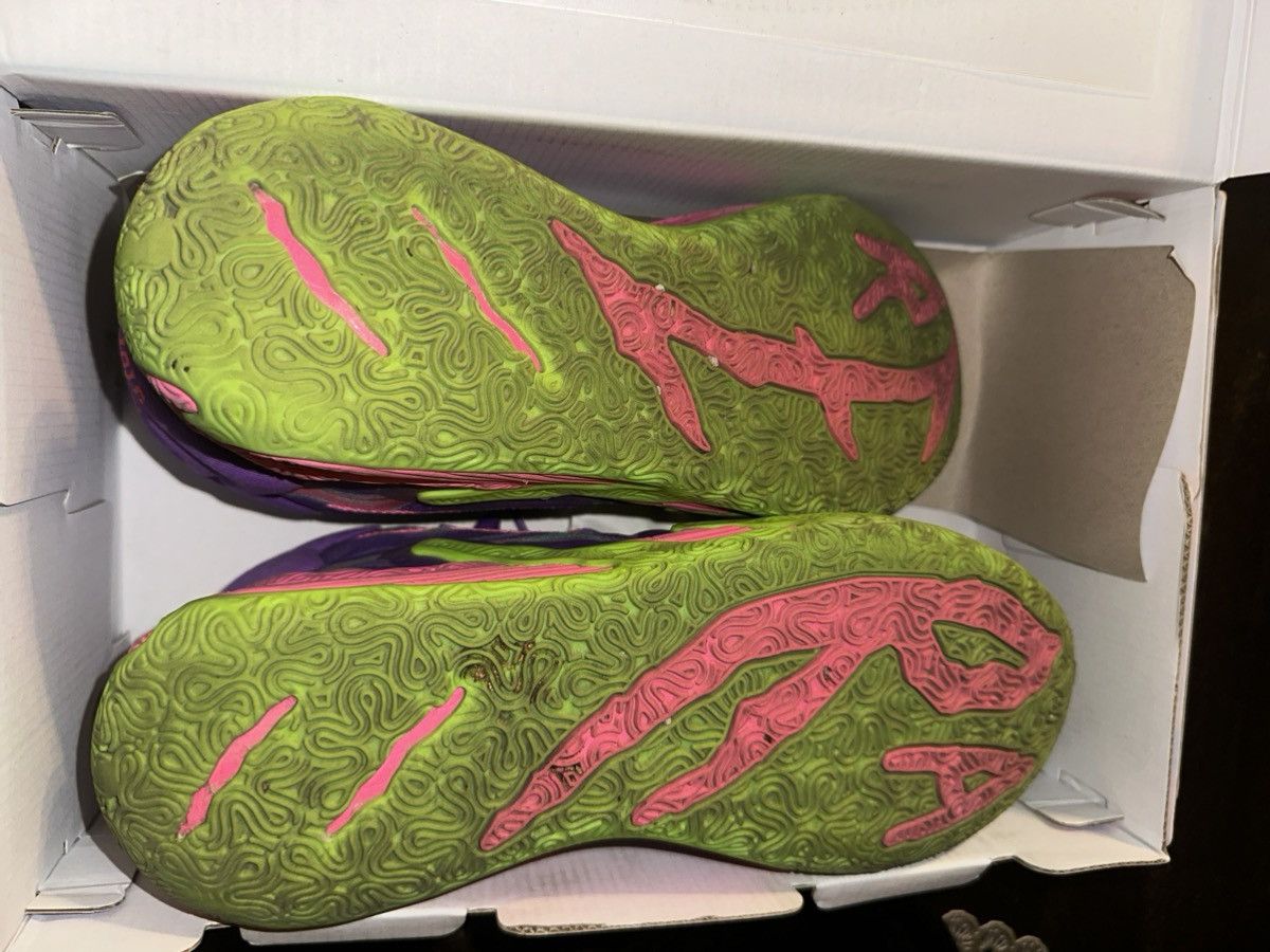 Puma Puma MB.03 LaMelo Ball “Toxic” Purple/Green 9.5 OriginalBox Size US 9.5 / EU 42-43 - 3 Thumbnail