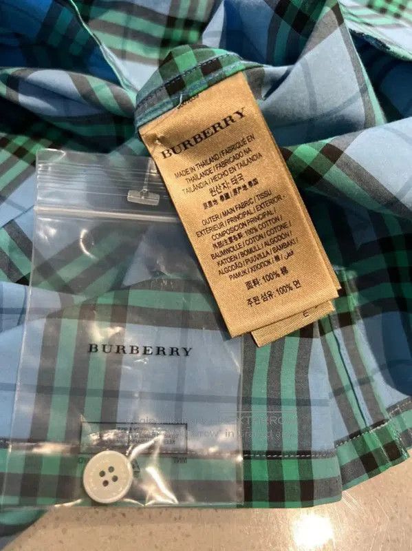 Burberry Burberry Summer Plaid Short. Size US XL / EU 56 / 4 - 7 Thumbnail