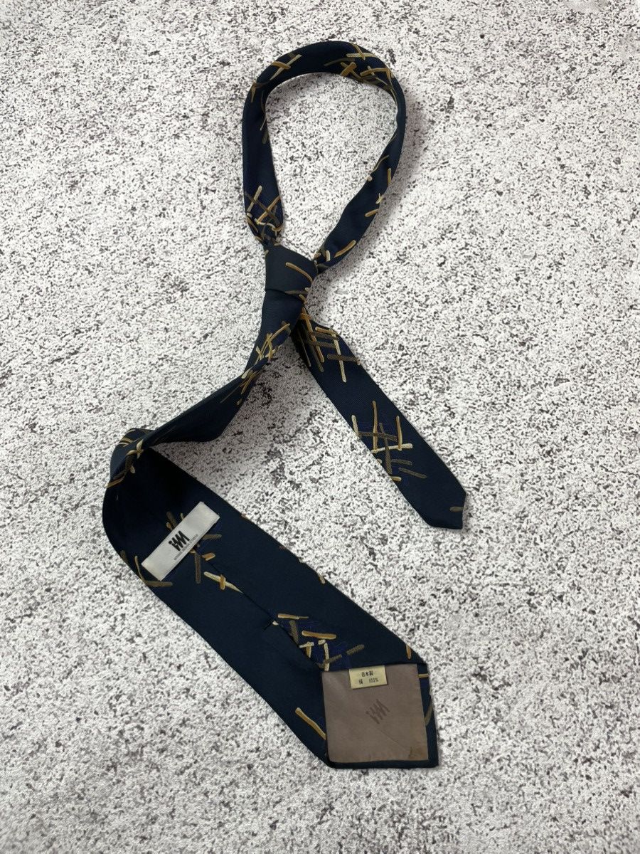 Issey Miyake ARCHIEVE ISSEY MIYAKE TIE ABSTRACT DESIGN JAPAN NECKTIE Size ONE SIZE - 2 Thumbnail