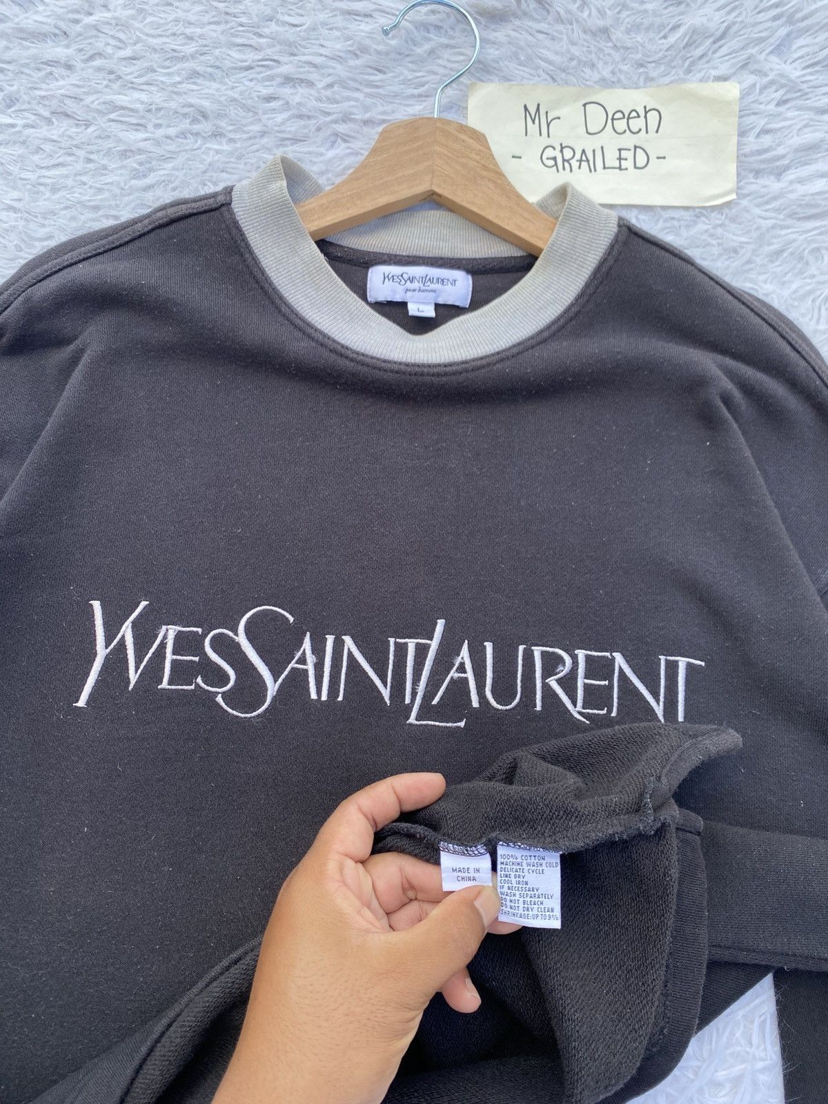 Yves Saint Laurent Rare Vintage 90s YSL Yves Saint Laurent Spellout Sweater Size US L / EU 52-54 / 3 - 13 Thumbnail