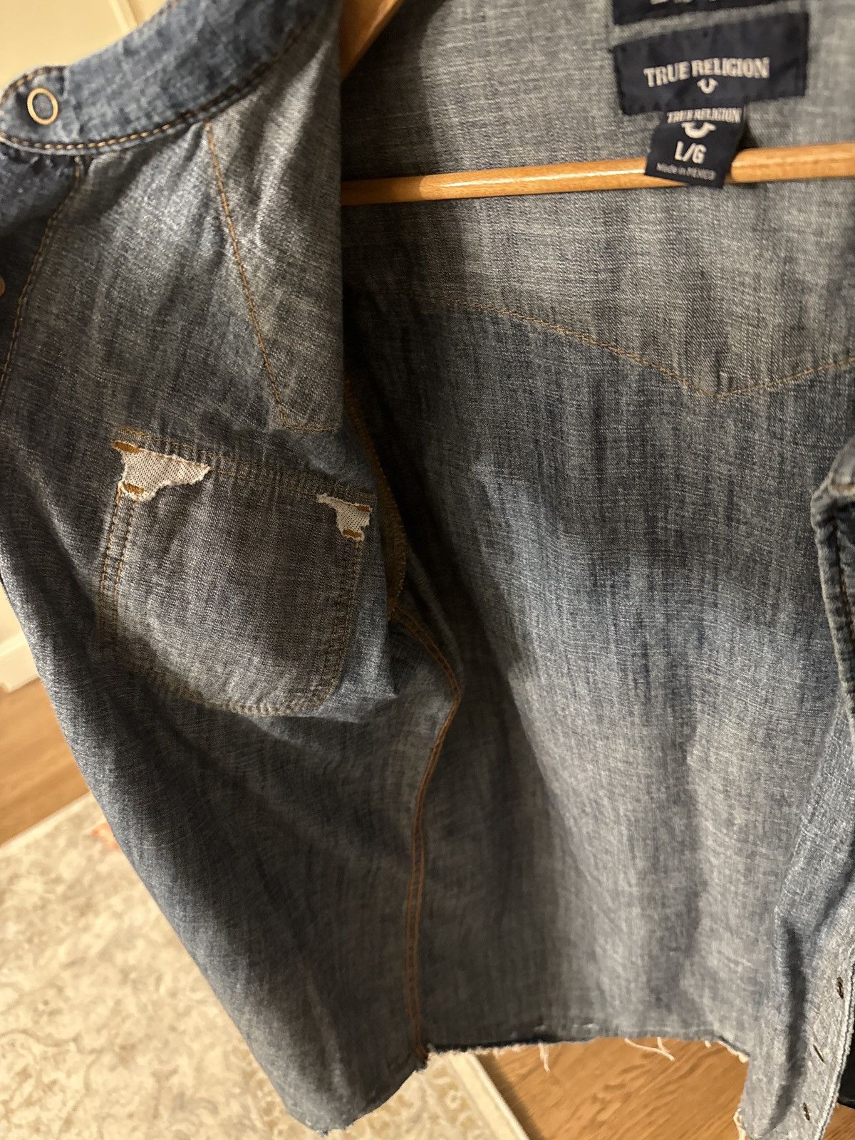True Religion True religion denim shirt size L Size US L / EU 52-54 / 3 - 4 Thumbnail