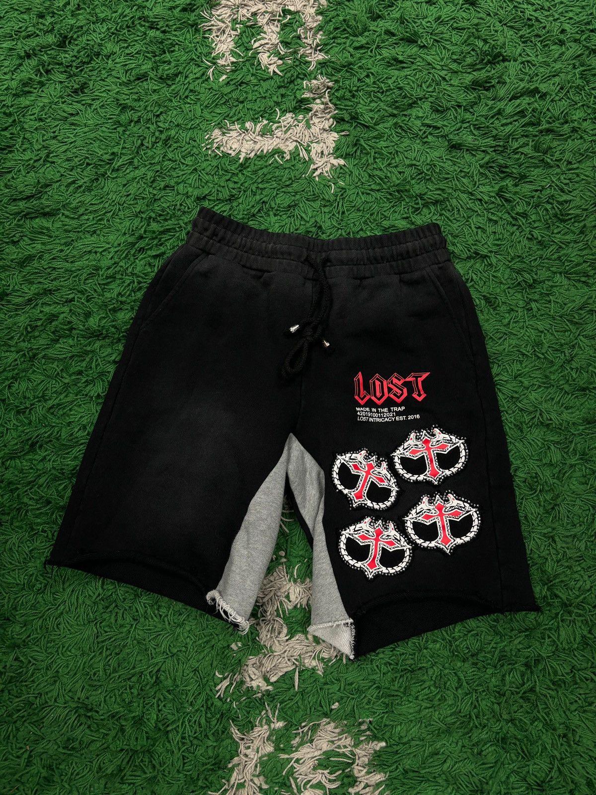 Other Lost intricacy black Red Mitt Shorts small Size US 30 / EU 46 - 1 Preview