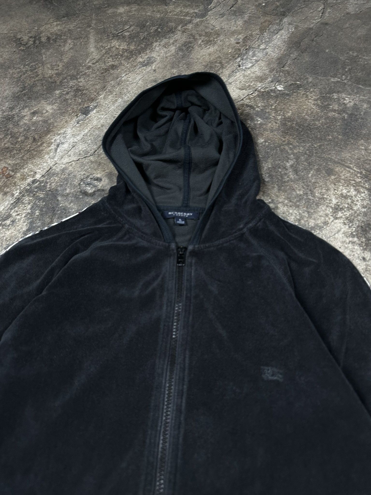Burberry 2000s Burberry Velvet Velout Zip Y2k Hoodie Size L / US 10 / IT 46 - 4 Thumbnail