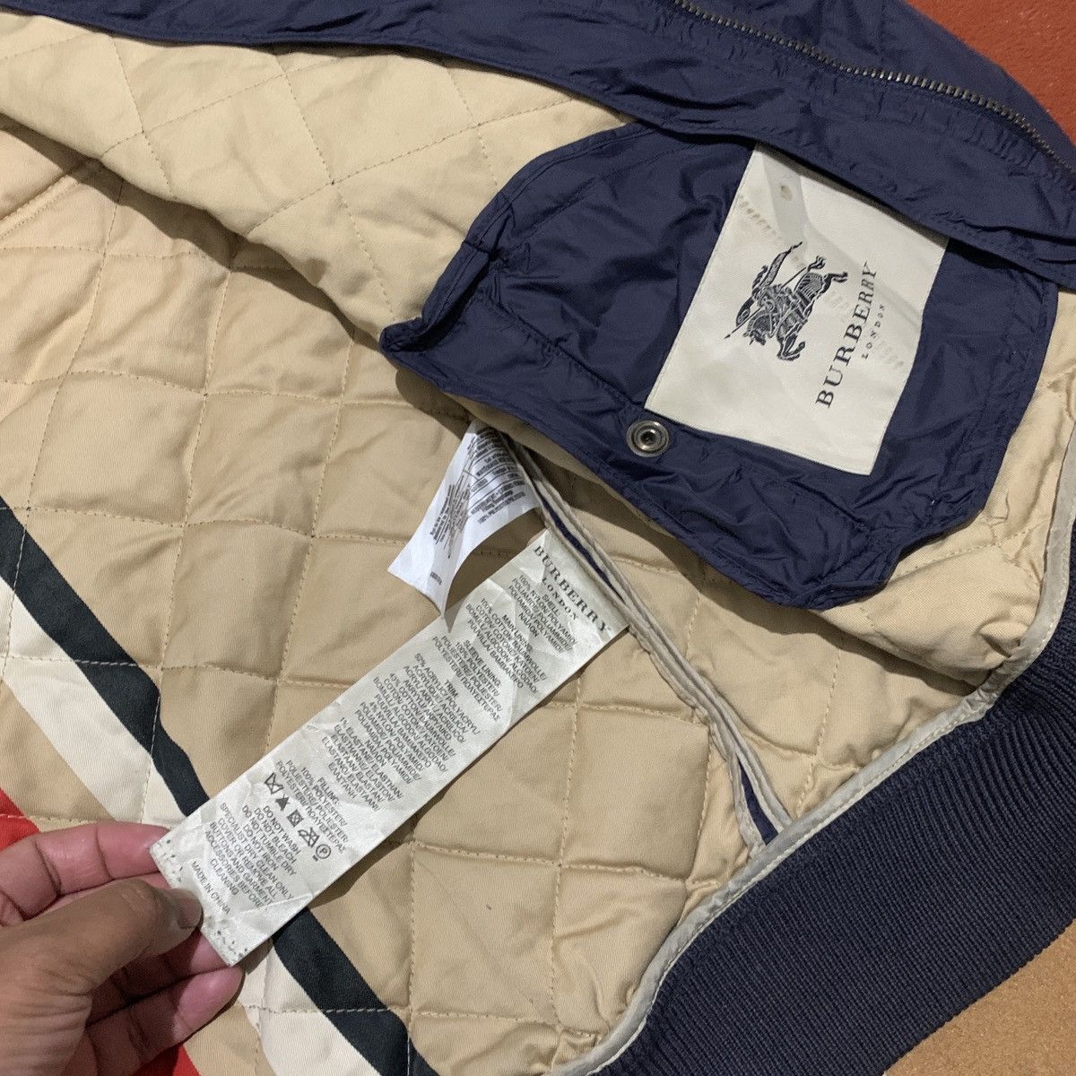 Burberry Burberry Quilted Bomber Jacket — British Luxury Heritage Size US L / EU 52-54 / 3 - 8 Thumbnail