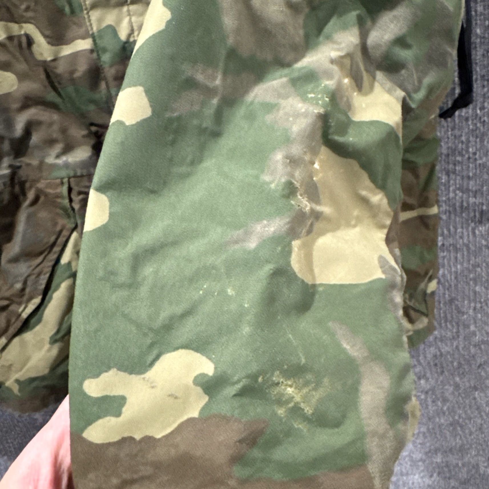 Vintage VINTAGE U.S. Military Parka Jacket CAMOUFLAGE Short Medium Damaged Men's NYLON Camo Parka Short Damaged Size US 31 - 6 Thumbnail