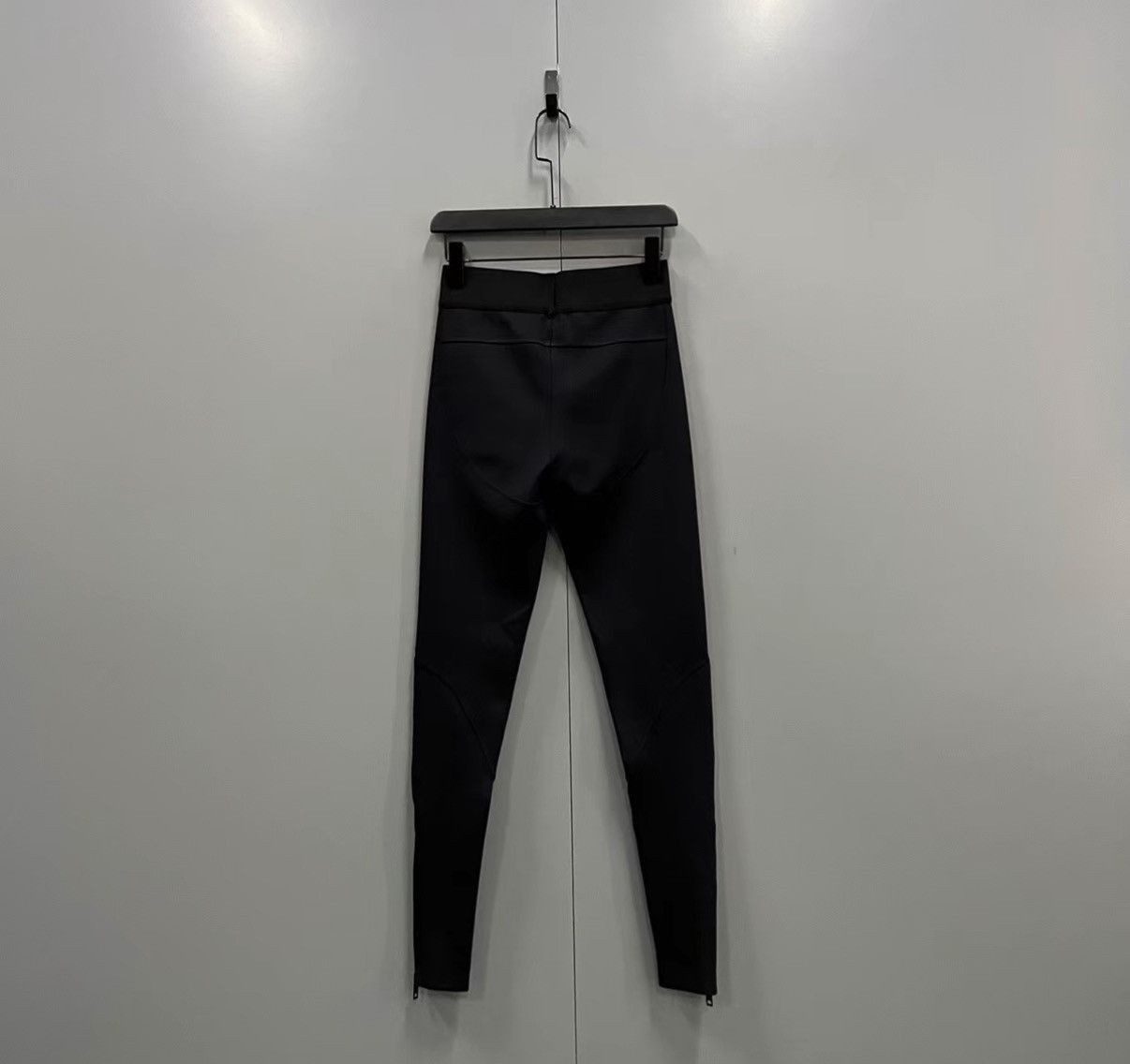 Burberry Burberry Black Logo Print Leggings J41 Size 25" / US 0 / IT 36 - 2 Thumbnail