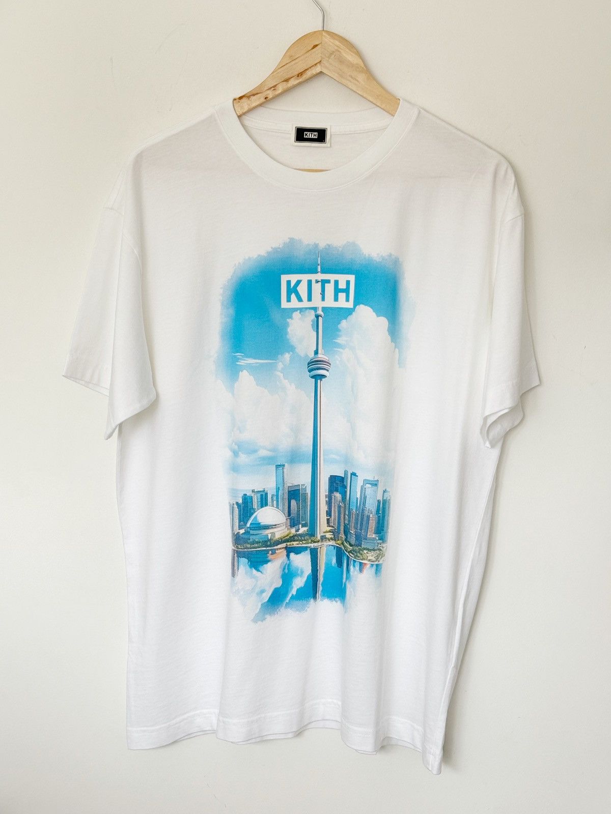 Kith × Vintage Kith Toronto Skyline Vintage Tee Size US L / EU 52-54 / 3 - 2 Thumbnail
