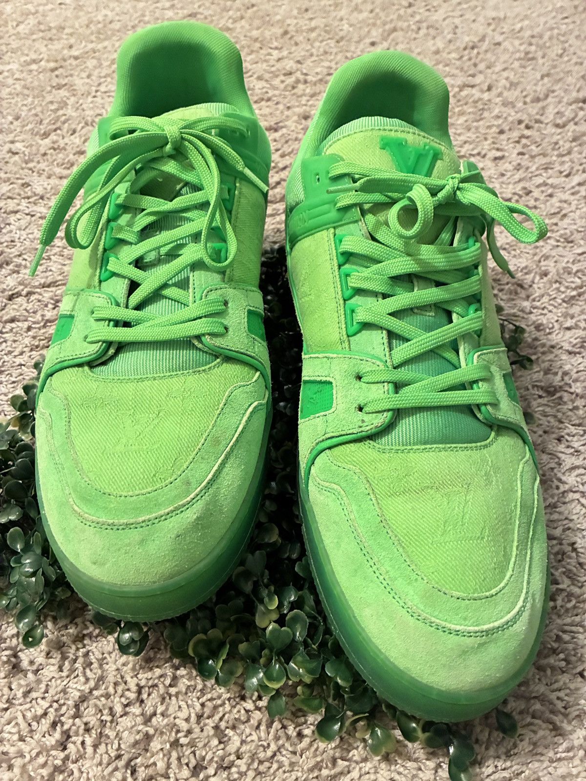 Designer × Louis Vuitton Louis Vuitton Trainer 'Fluorescent Green Monogram' Size US 13 / EU 46 - 4 Thumbnail