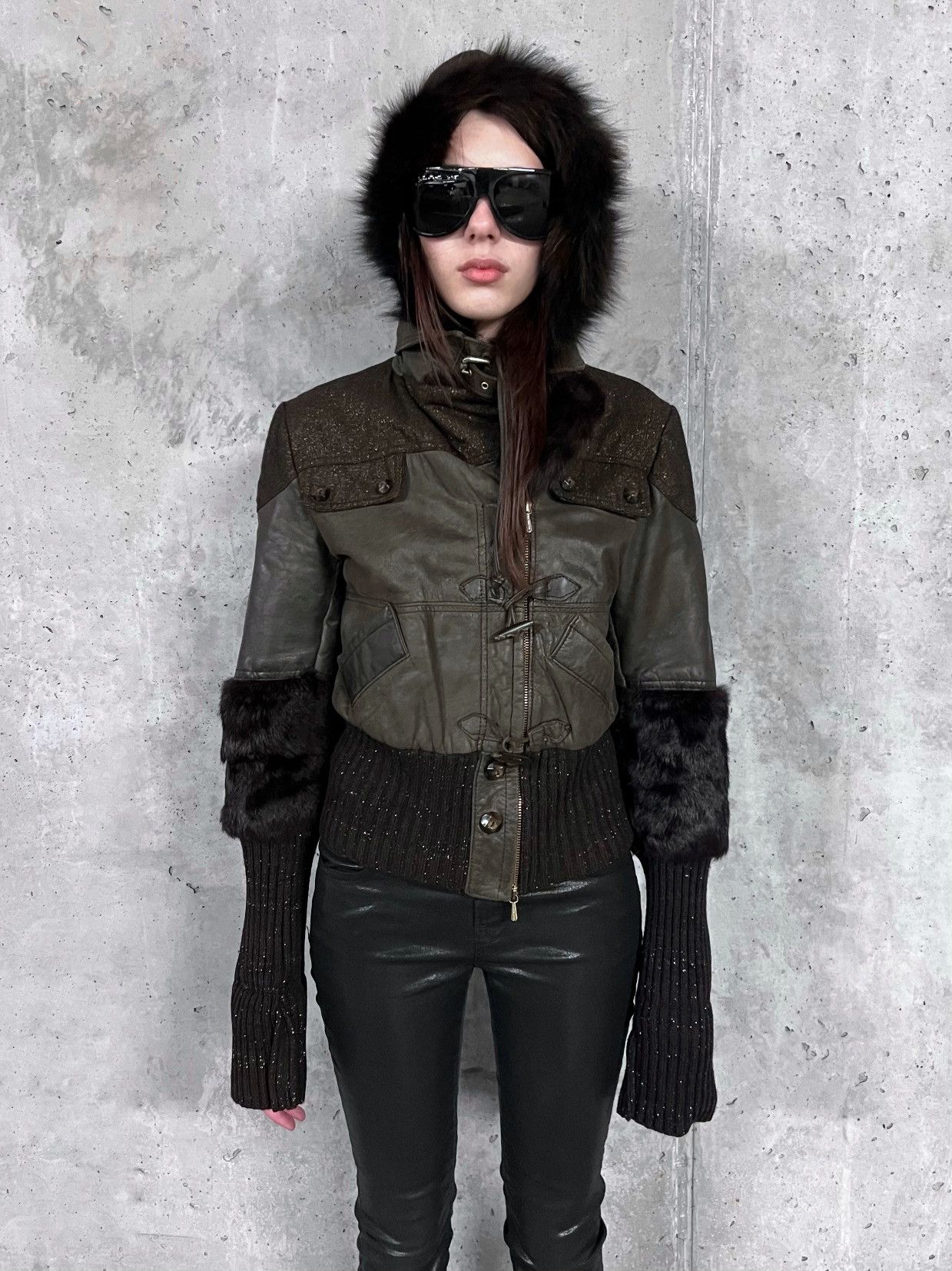 If Six Was Nine Made in Italy Genuine Leather Faux Fur Hood Vintage Jacket Size M / US 6-8 / IT 42-44 - 1 Thumbnail