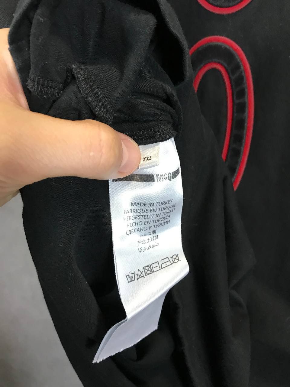 Alexander McQueen Alexander McQueen MCQ designer big logo tee Size US XL / EU 56 / 4 - 5 Thumbnail
