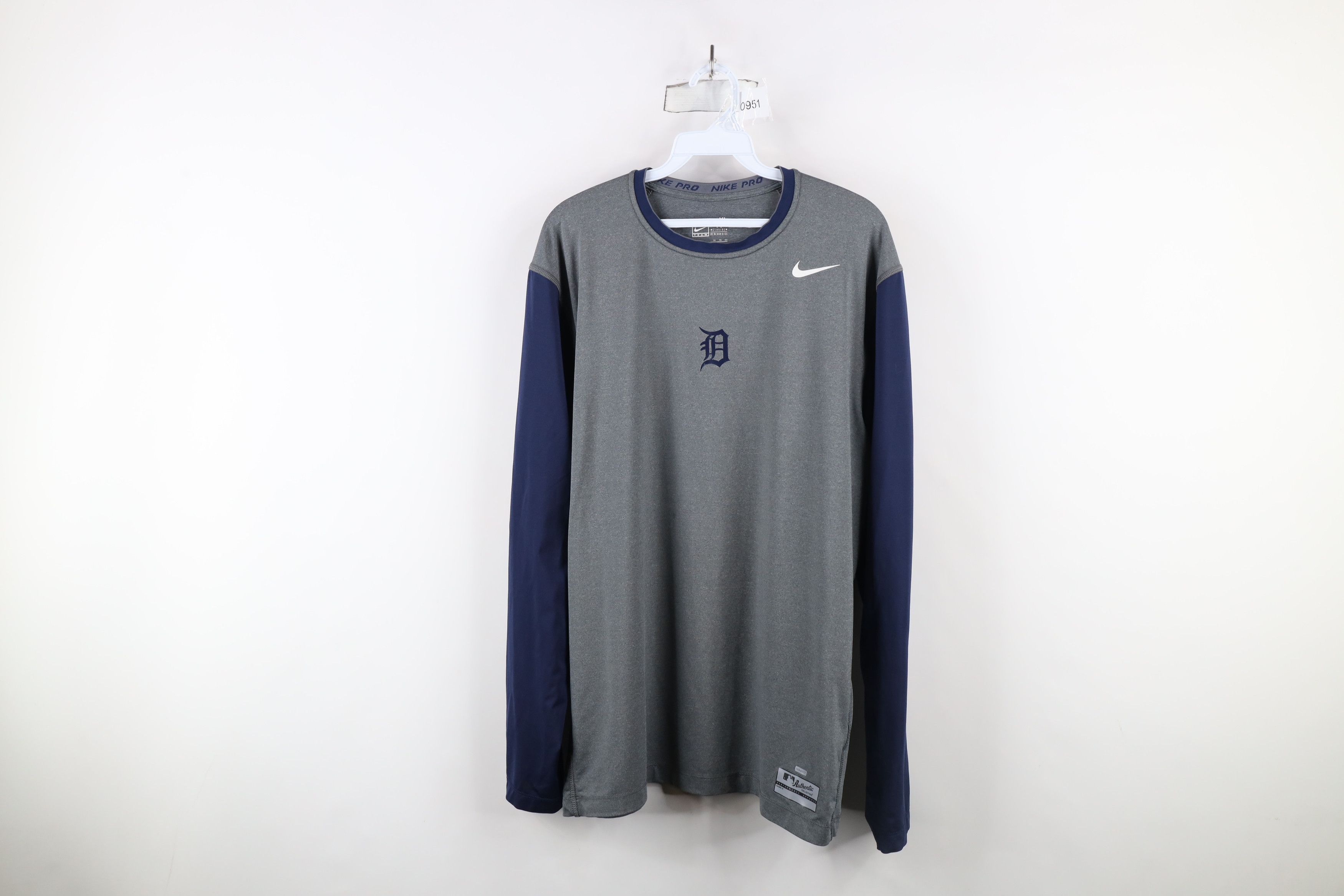 Nike × Vintage Nike Pro Compression Detroit Tigers Long Sleeve T-Shirt Size US XL / EU 56 / 4 - 1 Thumbnail