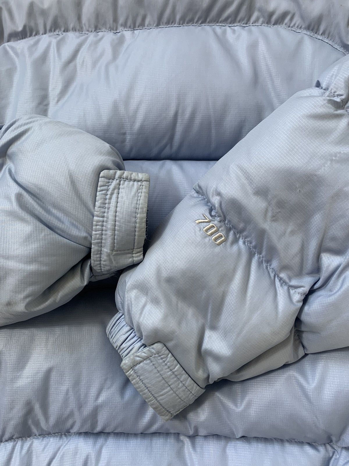 The North Face VINTAGE THE NORTH FACE BABY BLUE 700 GOOSE PUFFER JACKET Size L / US 10 / IT 46 - 11 Thumbnail