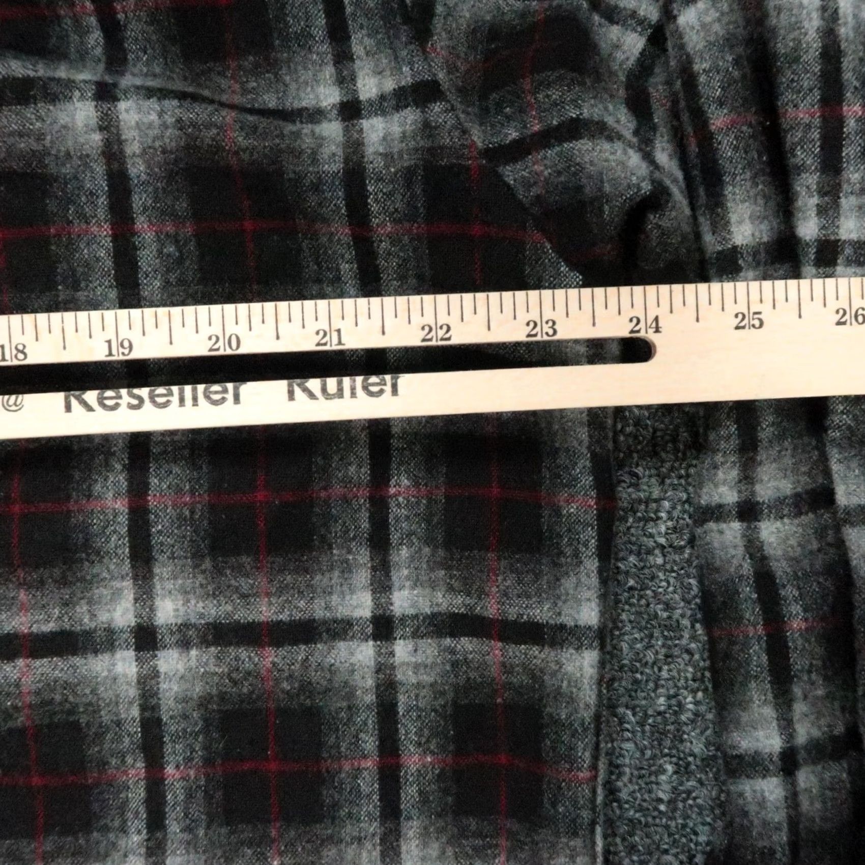 Pendleton VINTAGE Pendleton Shirt Mens Large Gray Plaid Flannel Long Sleeve Wool The Field Size US L / EU 52-54 / 3 - 6 Thumbnail