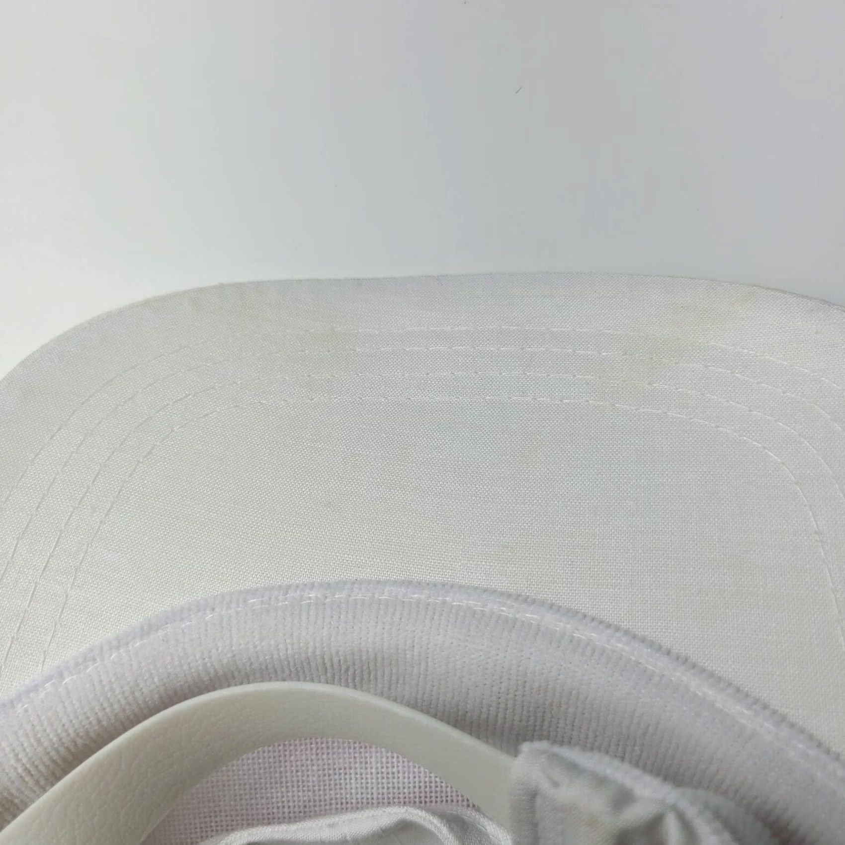 Vintage VINTAGE 1990’s College Bowl White Hat STRAPBACK SPORTCAP Rare Adult Mens Adjustable White Cap 90s College Sports Vintage Hat Size ONE SIZE - 6 Thumbnail