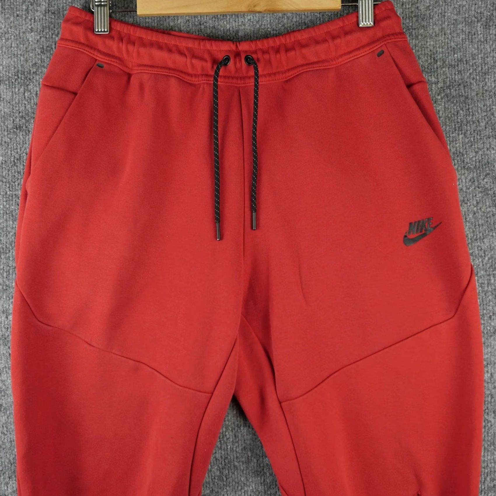 Nike Nike Tech Fleece Pants Mens M Red Jogger Sweatpants with Zip Pocket CU4495-657 Size US 31 - 2 Thumbnail