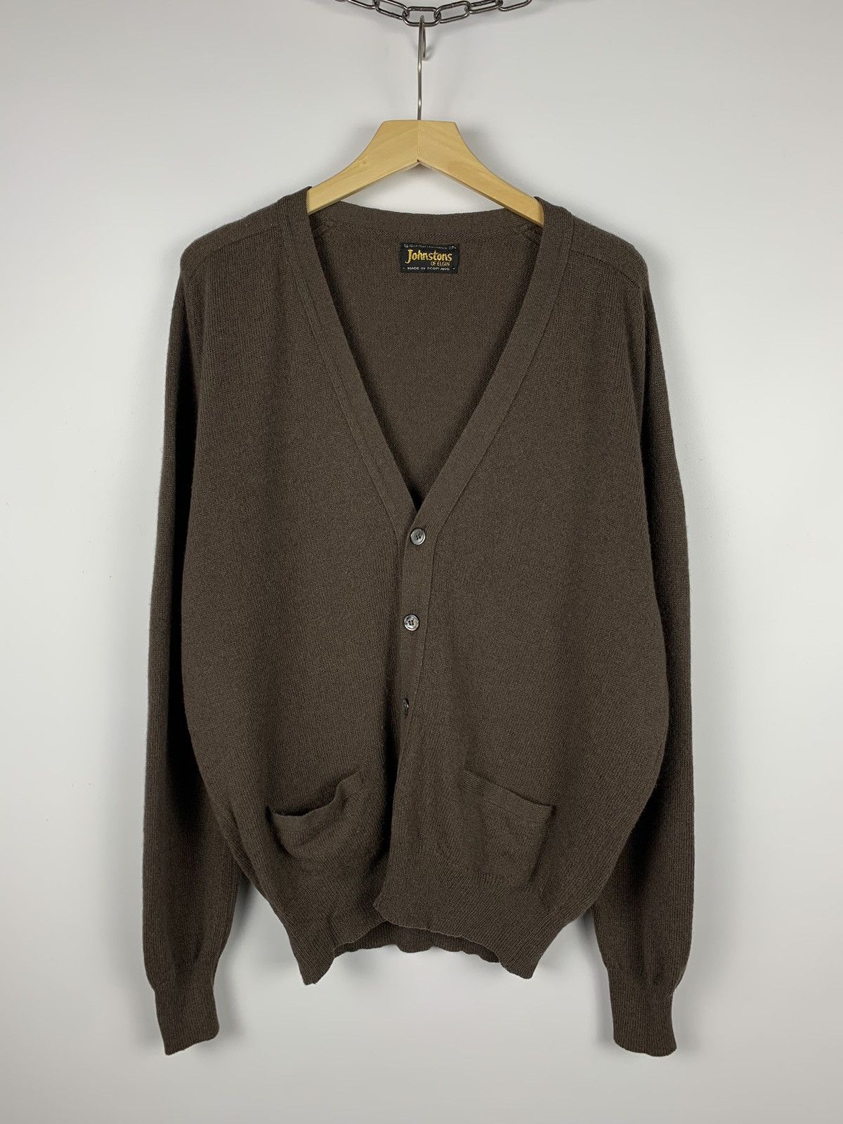 Johnstons Of Elgin Vintage Johnstons of Elgin Wool Cardigan Buttons Size 46 Size US S / EU 44-46 / 1 - 1 Thumbnail