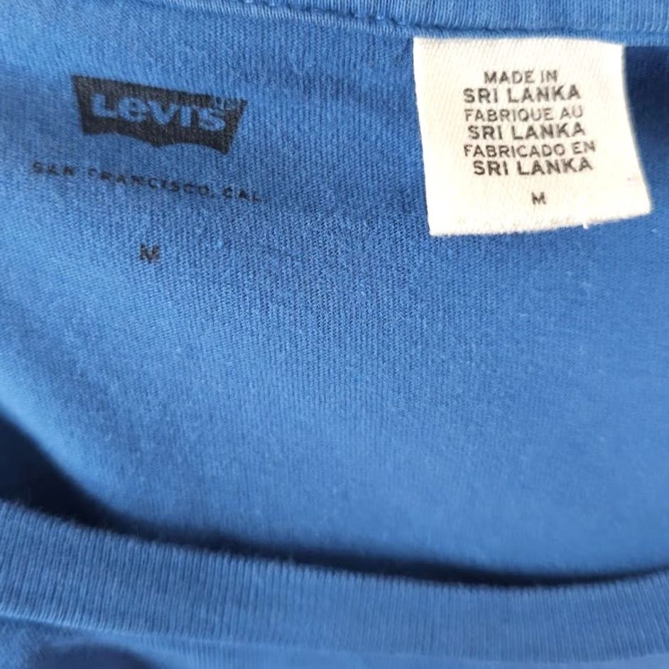 Levi's VINTAGE Levis T Shirt Mens Size Medium Blue Levi Strauss And Company Pocket Tee Size US M / EU 48-50 / 2 - 6 Thumbnail
