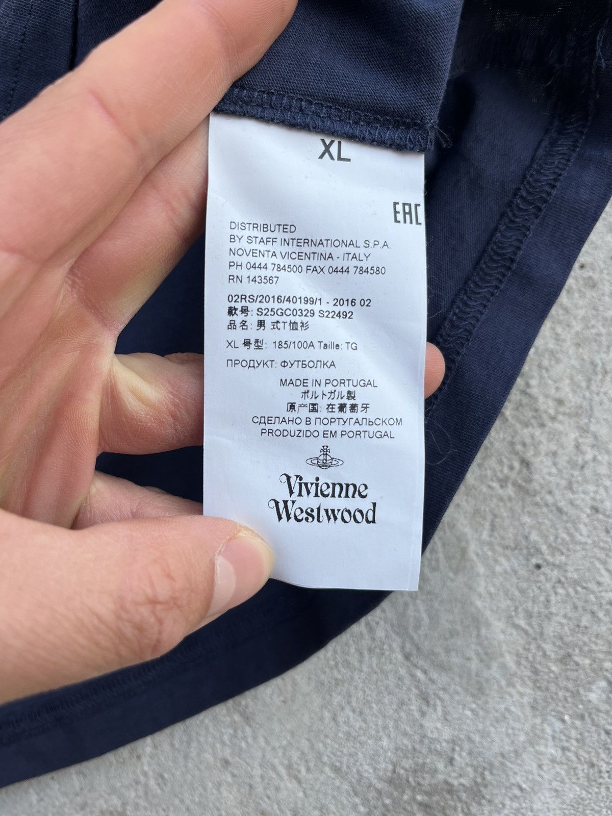 Vivienne Westwood AW16 Vivienne Westwood Small Logo T-Shirt Tee Size US XL / EU 56 / 4 - 5 Thumbnail