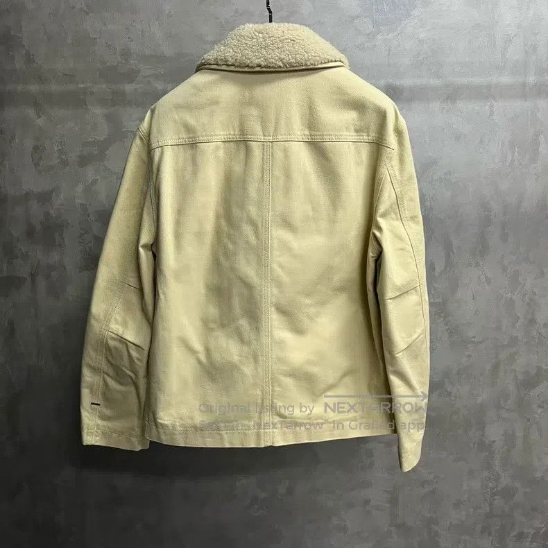 Louis Vuitton Louis Vuitton Large pocket jacket with detachable fur coll Size US S / EU 44-46 / 1 - 5 Thumbnail