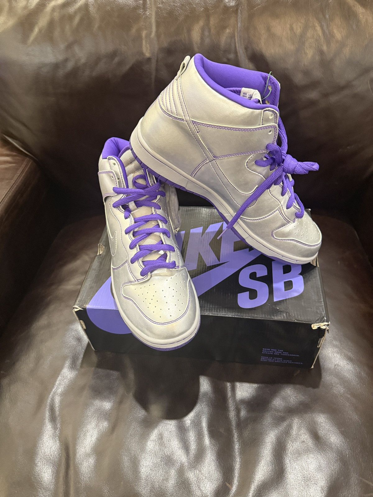Nike Nike SB Dunk High Dinosaur Jr 2007 - 13M - New DS 313171-003 Size US 13 / EU 46 - 12 Thumbnail