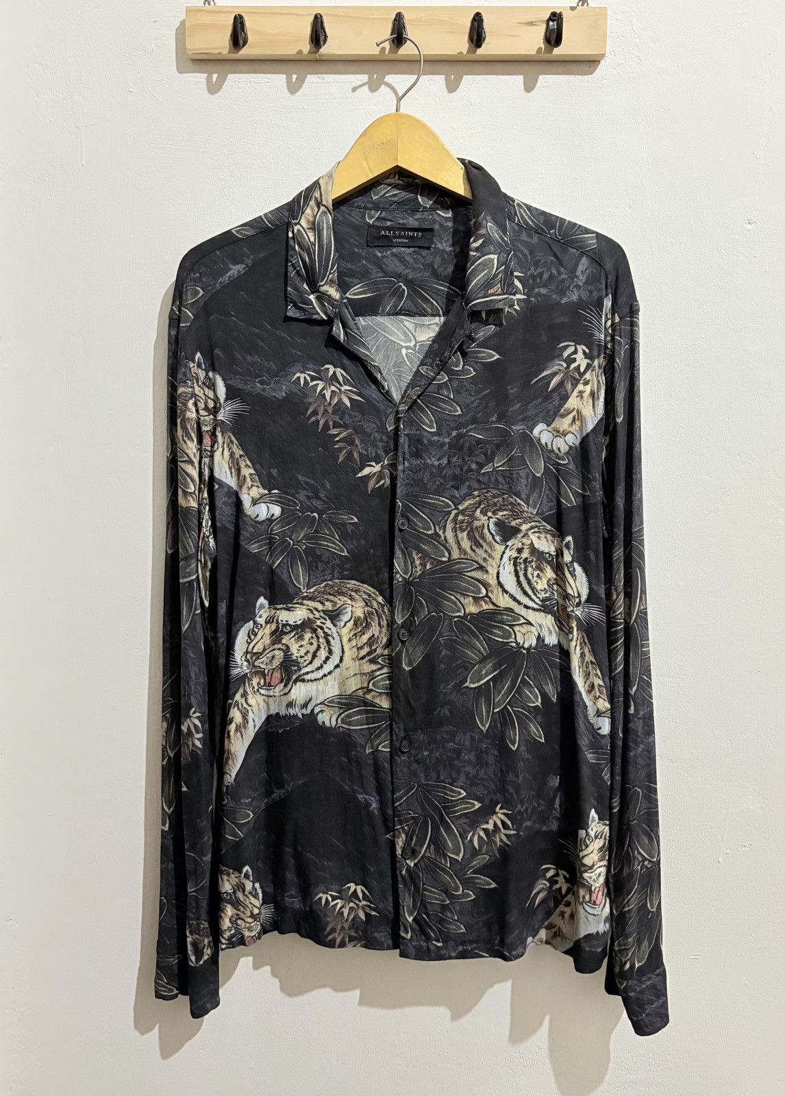 Allsaints × Japanese Brand × Vintage Allsaints pattern tiger ifsixwasnine button shirt Size US M / EU 48-50 / 2 - 1 Thumbnail