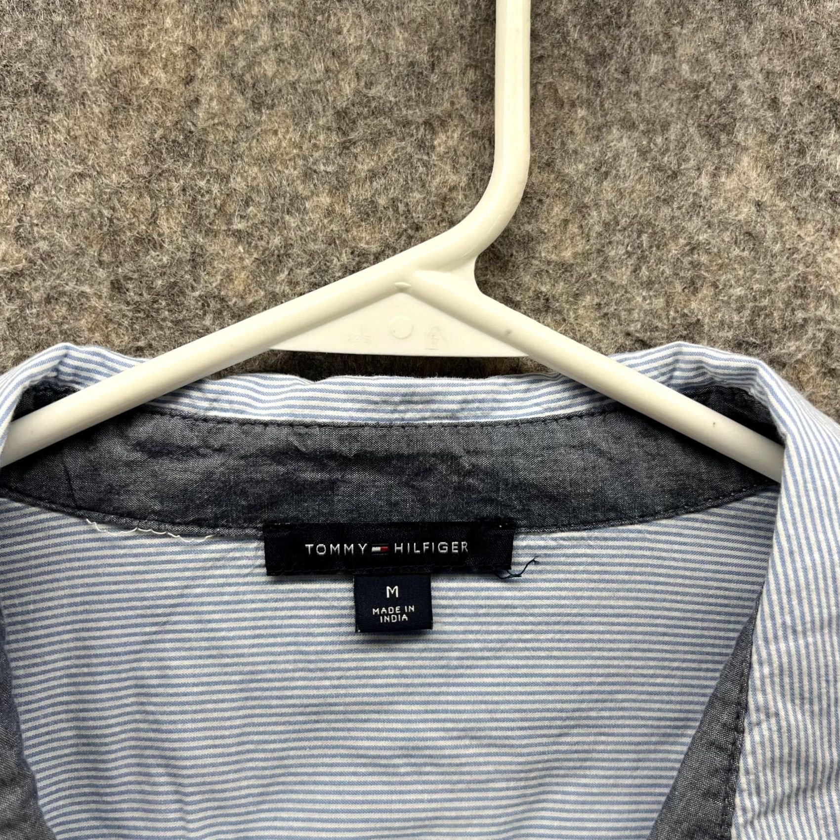Tommy Hilfiger Tommy Hilfiger Shirt Women Medium Blue Striped Button-Up Collared Casual Preppy Size M / US 6-8 / IT 42-44 - 4 Thumbnail