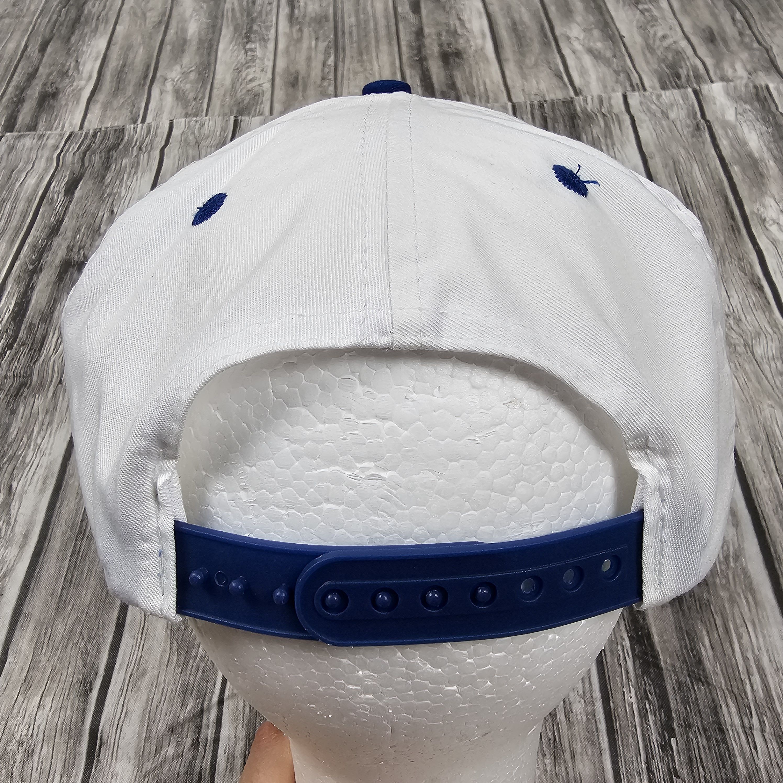 Logo 7 Vintage 90s Logo 7 Hartford Whalers SHARKTOOTH Snapback Hat Size ONE SIZE - 5 Thumbnail