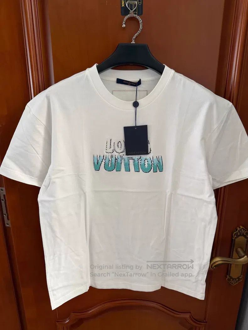 Louis Vuitton Louis Vuitton White beaded logo short sleeve T-shirt Size US L / EU 52-54 / 3 - 1 Thumbnail