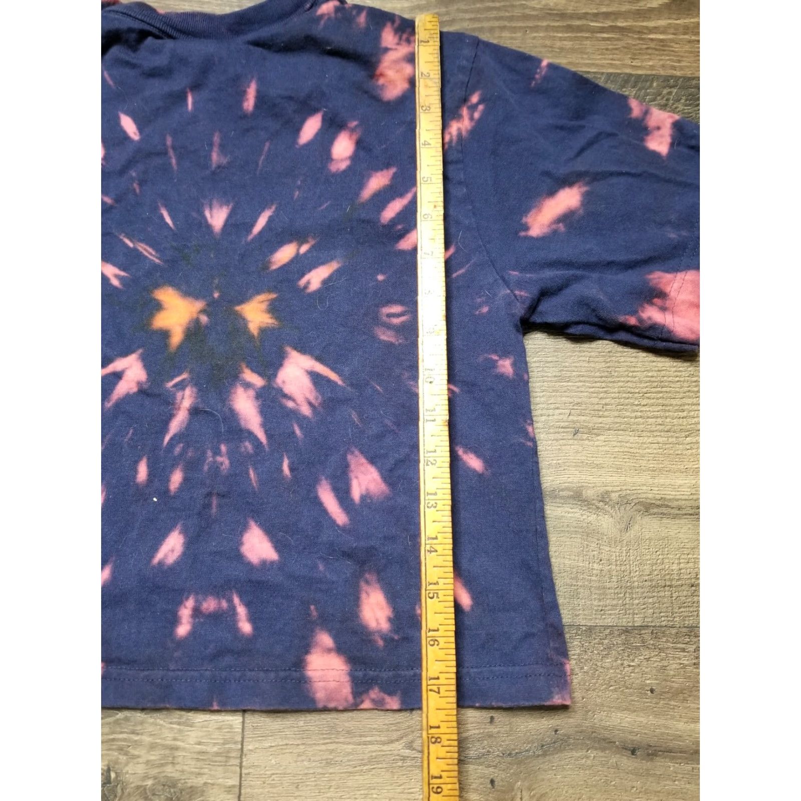 Champion VINTAGE Champion Women’s S Short Sleeve Cropped T-Shirt Reverse Dye USA Made Size S / US 4 / IT 40 - 3 Thumbnail