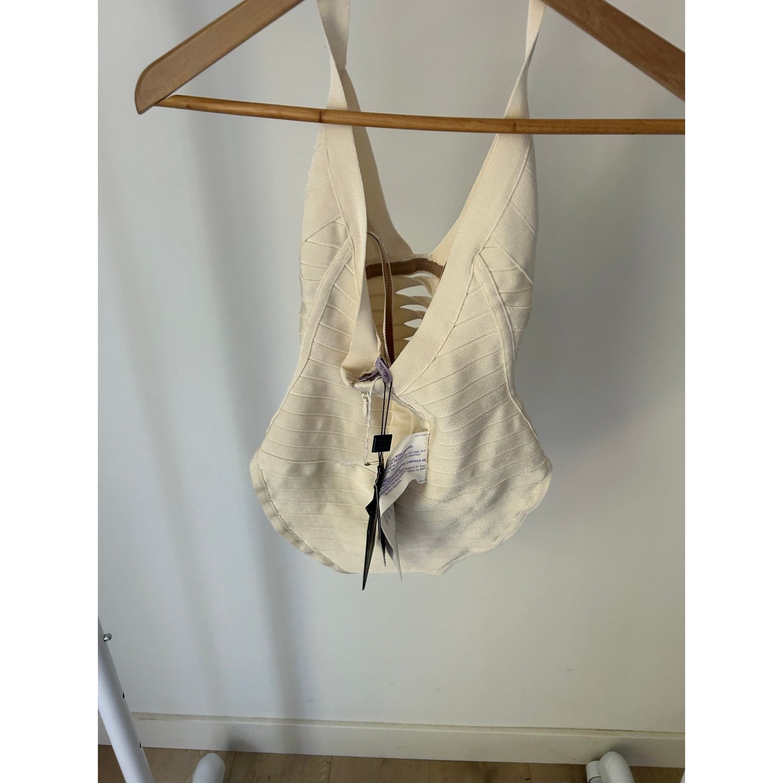 Herve Leger $250 NWT Herve Leger Michelli Cut Out Bandage Swimsuit Size XS / US 0-2 / IT 36-38 - 5 Thumbnail
