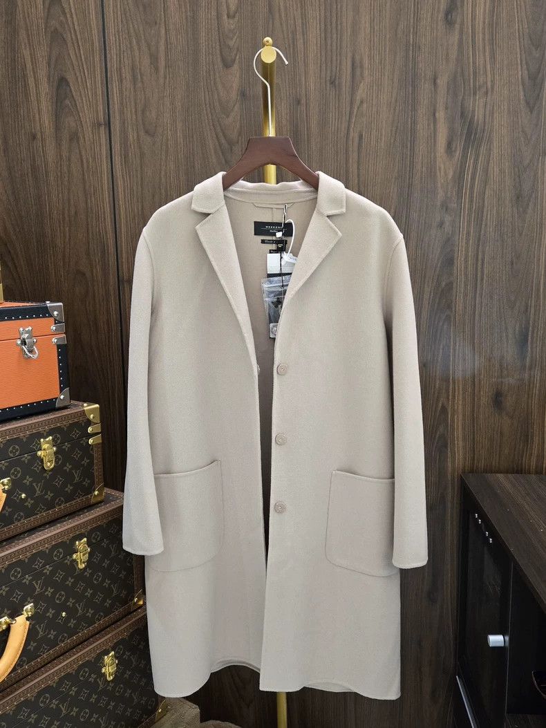 Max Mara Max Mara Lapel single breasted long coat beige Size L / US 10 / IT 46 - 1 Thumbnail