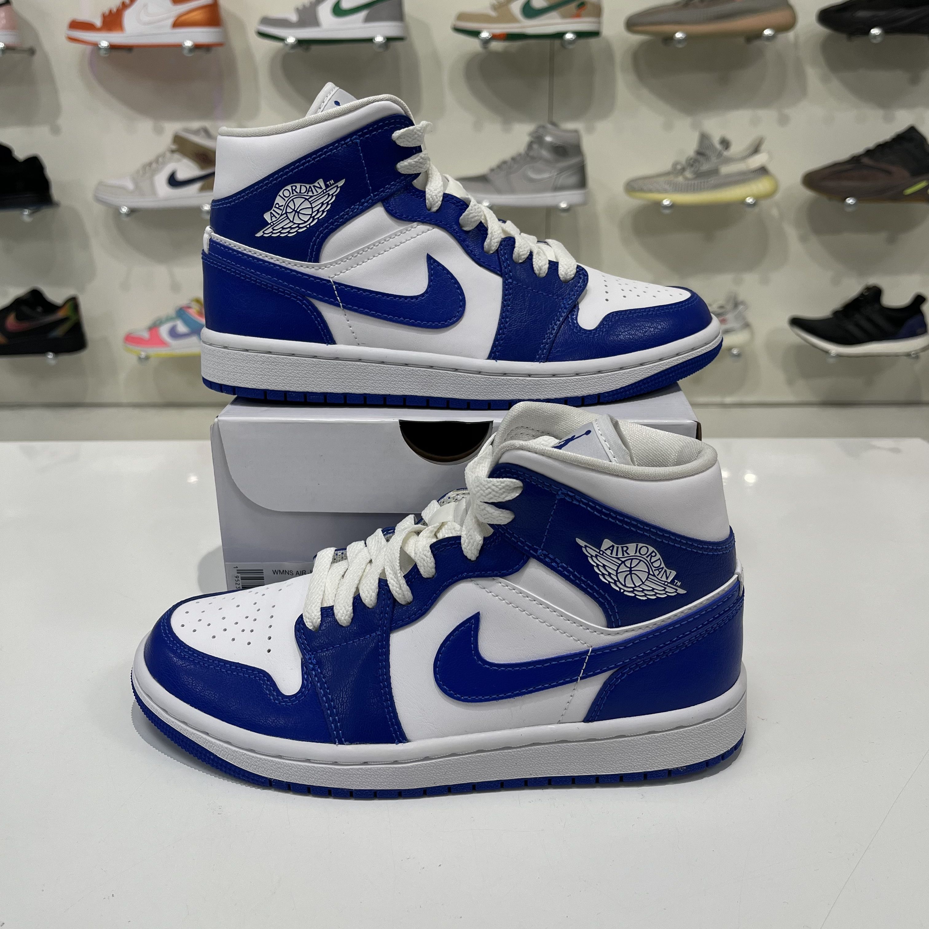 Nike Air Jordan 1 Mid Kentucky Blue (W) Size US 6.5 / EU 39-40 - 1 Thumbnail