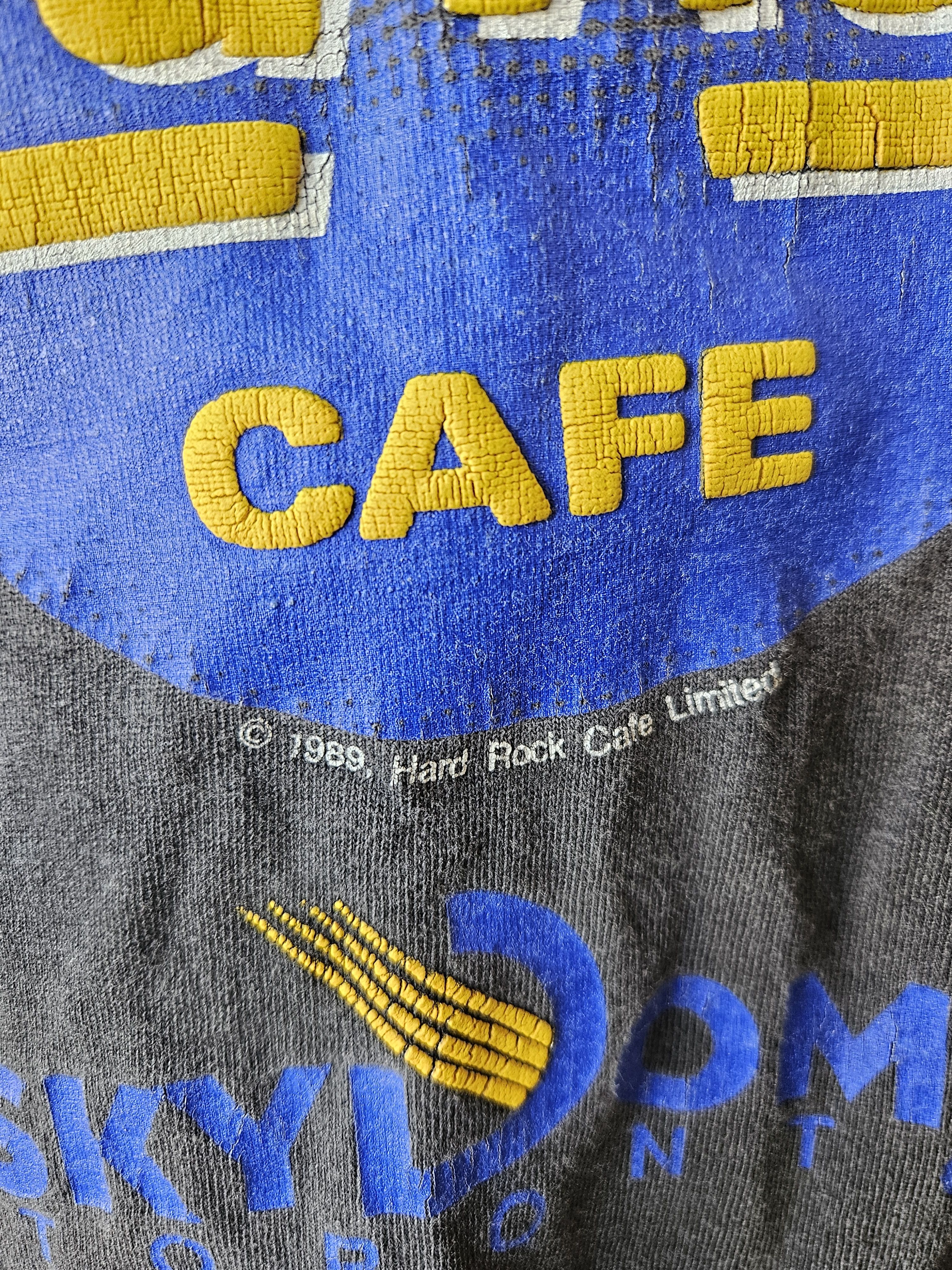 Hard Rock Cafe Hard Rock Cafe Sky Dome Toronto Canada 1989 Tee Size US L / EU 52-54 / 3 - 3 Thumbnail