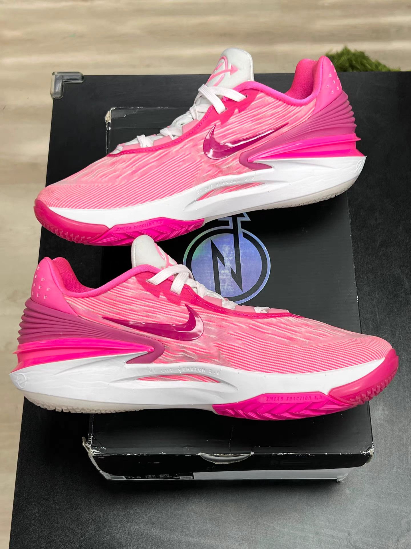 Nike NIKE GT CUT 2 Basketball Shoes K15 Size US 11 / EU 44 - 6 Thumbnail